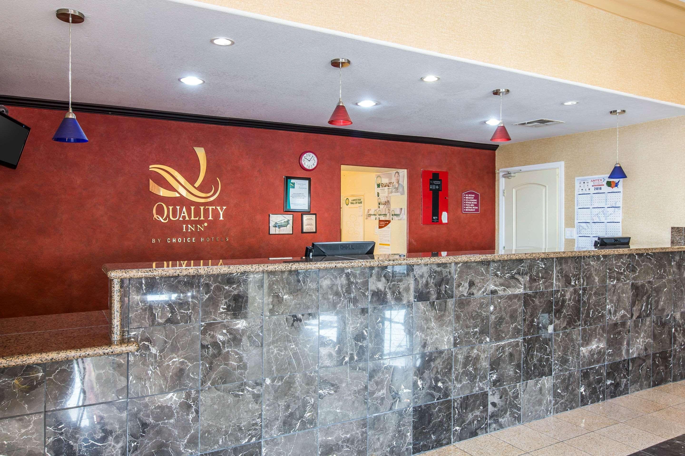 Quality I-8 Hotel