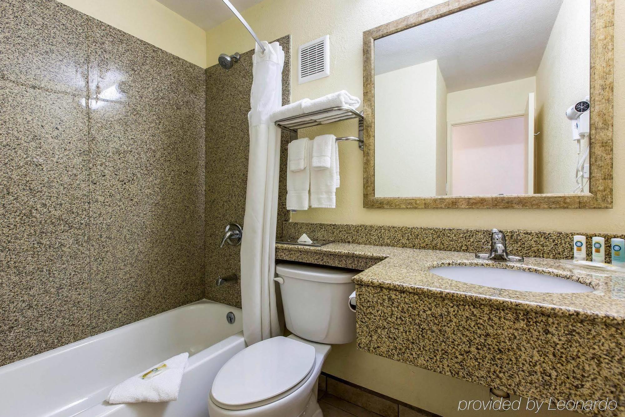 Hotel Quality I-8